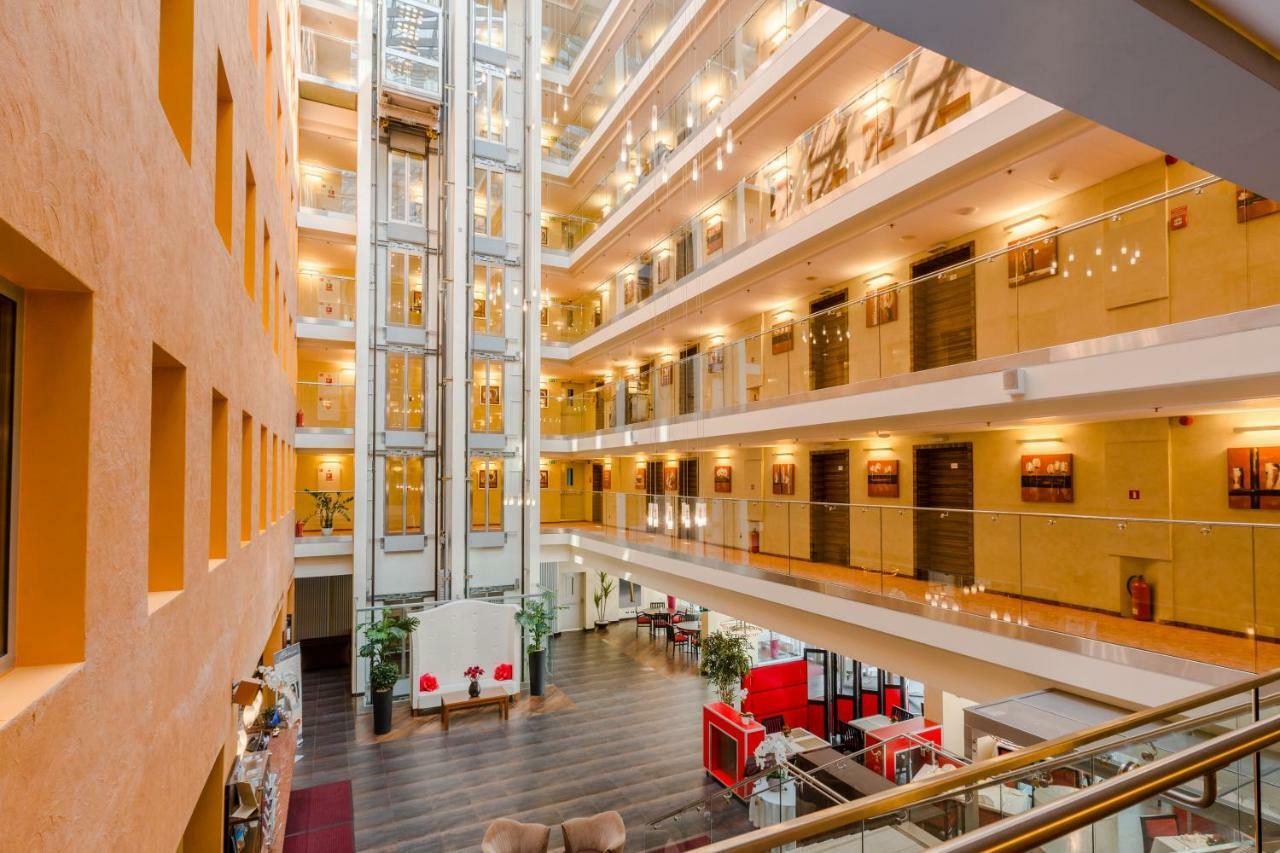 Hotell Avalon & Conferences