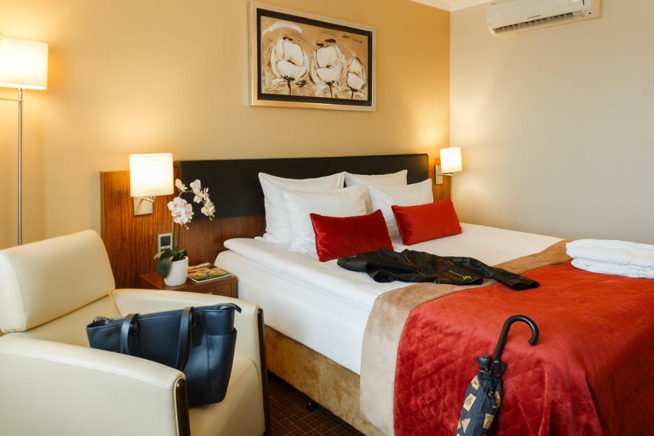 Hotell Avalon & Conferences