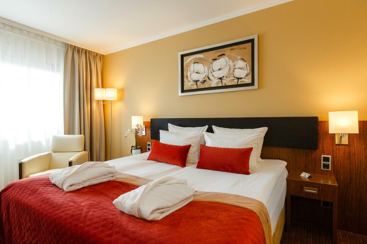 Avalon & Conferences Hotell 4*