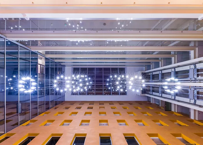 Avalon Hotel & Conferences