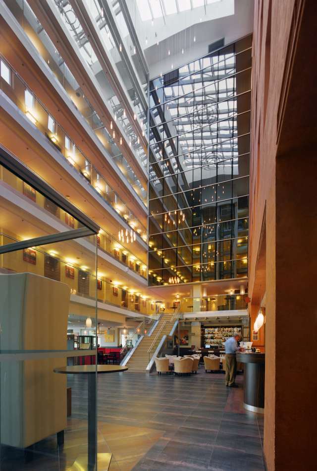 Hotel Avalon & Conferences 4*